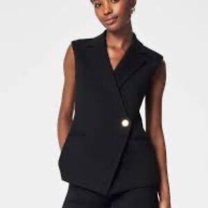 Spanx Perfect Asymmetrical Vest Black - Size Medium